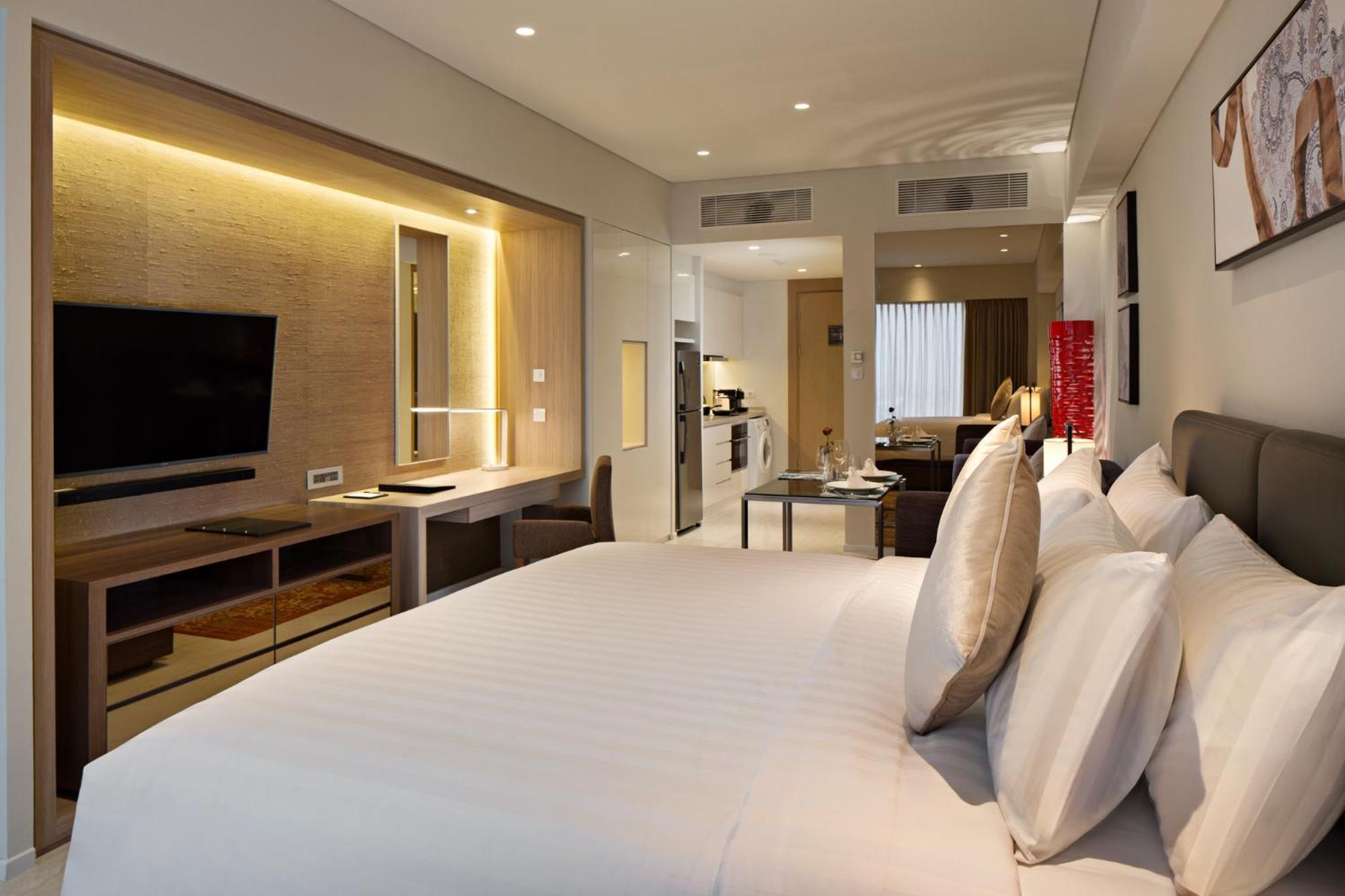 Oakwood Hotel & Residence Surabaia Exterior foto